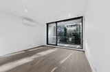 https://images.listonce.com.au/custom/160x/listings/20622-courtney-street-north-melbourne-vic-3051/238/01908238_img_15.jpg?e2CiBs-joLg