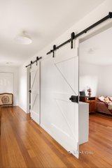https://images.listonce.com.au/custom/160x/listings/2063-sunraysia-highway-waubra-vic-3352/997/01330997_img_12.jpg?l_y-0uWHbkk