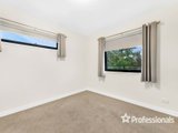 https://images.listonce.com.au/custom/160x/listings/2064-alfrick-road-croydon-vic-3136/853/01525853_img_04.jpg?Yi4j0rBalEI