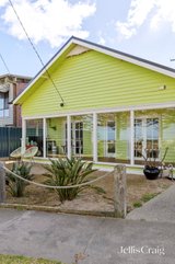 https://images.listonce.com.au/custom/160x/listings/207-esplanade-altona-vic-3018/607/01752607_img_11.jpg?bwBzbIDIlIQ