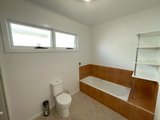 https://images.listonce.com.au/custom/160x/listings/207-kilgour-street-east-geelong-vic-3219/293/01561293_img_07.jpg?MmGkFV3lIv0