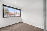 https://images.listonce.com.au/custom/160x/listings/2075-zenith-rise-bundoora-vic-3083/758/01962758_img_04.jpg?05416PjrvFQ