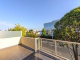 https://images.listonce.com.au/custom/160x/listings/20821-cambridge-street-box-hill-vic-3128/746/01743746_img_07.jpg?SfYOdasZNZU