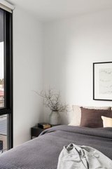 https://images.listonce.com.au/custom/160x/listings/20866-st-georges-road-northcote-vic-3070/178/01718178_img_11.jpg?scbtPBX58y8