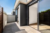 https://images.listonce.com.au/custom/160x/listings/20879-mitchell-street-bentleigh-vic-3204/098/01942098_img_09.jpg?UwcOcTzd-TY