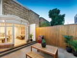 https://images.listonce.com.au/custom/160x/listings/209-montague-street-south-melbourne-vic-3205/580/01087580_img_09.jpg?i_R-KBYPQzA