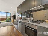 https://images.listonce.com.au/custom/160x/listings/20988-dow-street-port-melbourne-vic-3207/141/01088141_img_05.jpg?hYWY6IVMkRU