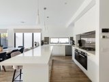 https://images.listonce.com.au/custom/160x/listings/20a-elizabeth-street-bentleigh-east-vic-3165/760/00958760_img_03.jpg?V8yivpOMmek