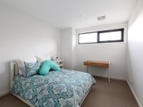 https://images.listonce.com.au/custom/160x/listings/20a-elizabeth-street-bentleigh-east-vic-3165/760/00958760_img_13.jpg?UnaM5215GPU