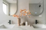 https://images.listonce.com.au/custom/160x/listings/20a-leeds-street-doncaster-east-vic-3109/738/01530738_img_30.jpg?7v_rk7gCejQ