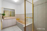 https://images.listonce.com.au/custom/160x/listings/20a-rialton-avenue-blackburn-north-vic-3130/138/01741138_img_06.jpg?A6yVgD3AMZA