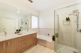 https://images.listonce.com.au/custom/160x/listings/20a-thurso-street-malvern-east-vic-3145/565/00396565_img_04.jpg?x8id2grAzak