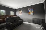 https://images.listonce.com.au/custom/160x/listings/20a-wembley-close-briar-hill-vic-3088/121/01933121_img_17.jpg?_1gvgnrEGog