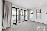 https://images.listonce.com.au/custom/160x/listings/20b-fourth-street-parkdale-vic-3195/397/01596397_img_08.jpg?l2hxshS8gZA