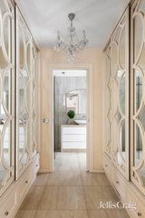 https://images.listonce.com.au/custom/160x/listings/21-25-aqueduct-lane-diamond-creek-vic-3089/996/01770996_img_10.jpg?z_VrsLP019w