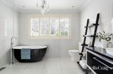 https://images.listonce.com.au/custom/160x/listings/21-25-aqueduct-lane-diamond-creek-vic-3089/996/01770996_img_13.jpg?yLtgkbEkX6U