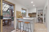 https://images.listonce.com.au/custom/160x/listings/21-3-andrews-street-eltham-vic-3095/999/01773999_img_02.jpg?Q5DRTaBdVls