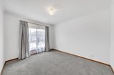 https://images.listonce.com.au/custom/160x/listings/21-3-rennie-street-lara-vic-3212/674/01698674_img_08.jpg?arG8Xd23lR8