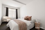 https://images.listonce.com.au/custom/160x/listings/21-aberdeen-street-aberfeldie-vic-3040/405/01965405_img_06.jpg?NeXBMc3hsNE