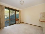 https://images.listonce.com.au/custom/160x/listings/21-andrew-street-ringwood-vic-3134/591/00620591_img_07.jpg?ltUCdTUohj0