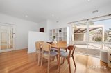 https://images.listonce.com.au/custom/160x/listings/21-banksia-street-blackburn-vic-3130/269/01977269_img_06.jpg?Pmd3QsrTWws