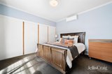 https://images.listonce.com.au/custom/160x/listings/21-banksia-street-blackburn-vic-3130/269/01977269_img_12.jpg?_I0J3pfAqDY