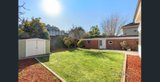 https://images.listonce.com.au/custom/160x/listings/21-barkers-road-kew-vic-3101/268/01969268_img_17.jpg?mPwnDE27MhE