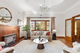 https://images.listonce.com.au/custom/160x/listings/21-barkers-road-kew-vic-3101/644/01559644_img_04.jpg?uSkUs3gOxLo