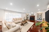 https://images.listonce.com.au/custom/160x/listings/21-bentley-court-warranwood-vic-3134/744/01549744_img_03.jpg?XuCpvsIKHBo