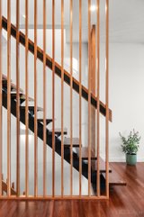 https://images.listonce.com.au/custom/160x/listings/21-bleakhouse-lane-albert-park-vic-3206/995/01731995_img_09.jpg?1QyTtBKdfw8