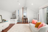 https://images.listonce.com.au/custom/160x/listings/21-bleakhouse-lane-albert-park-vic-3206/995/01731995_img_11.jpg?KHJudkhIGNY