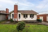 https://images.listonce.com.au/custom/160x/listings/21-boronia-grove-wendouree-vic-3355/631/01691631_img_05.jpg?eUlp92GC8Bk