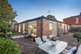 https://images.listonce.com.au/custom/160x/listings/21-bowen-crescent-burwood-east-vic-3151/749/01558749_img_12.jpg?P5gYMow-XEA