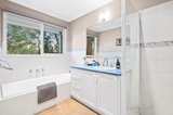 https://images.listonce.com.au/custom/160x/listings/21-brogil-road-north-warrandyte-vic-3113/078/00636078_img_05.jpg?KHWekeGUFQQ