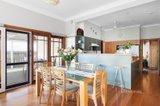 https://images.listonce.com.au/custom/160x/listings/21-bruce-street-moonee-ponds-vic-3039/276/01177276_img_13.jpg?D7G0MBwPP0o