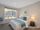 https://images.listonce.com.au/custom/160x/listings/21-cameron-road-croydon-vic-3136/648/01525648_img_07.jpg?VXZ4pI06Efg