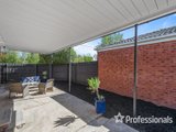 https://images.listonce.com.au/custom/160x/listings/21-cameron-road-croydon-vic-3136/648/01525648_img_11.jpg?q37ivZVP1-c