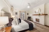 https://images.listonce.com.au/custom/160x/listings/21-canberra-road-toorak-vic-3142/269/00816269_img_06.jpg?gpPH2M-IJPg
