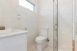 https://images.listonce.com.au/custom/160x/listings/21-canova-drive-glen-waverley-vic-3150/235/01904235_img_11.jpg?0nwomHpXjGE