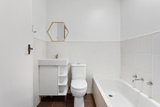 https://images.listonce.com.au/custom/160x/listings/21-carlton-street-mckinnon-vic-3204/012/01988012_img_06.jpg?AlBM5wLmP7M