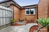 https://images.listonce.com.au/custom/160x/listings/21-carlton-street-mckinnon-vic-3204/383/01888383_img_11.jpg?tKKAuhHGU8Y