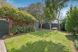 https://images.listonce.com.au/custom/160x/listings/21-carlton-street-mckinnon-vic-3204/821/01115821_img_14.jpg?htfcD3H-OKs