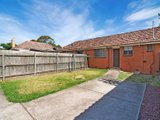 https://images.listonce.com.au/custom/160x/listings/21-carmen-street-newport-vic-3015/895/01202895_img_03.jpg?9WCdhHZpphk