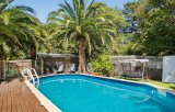 https://images.listonce.com.au/custom/160x/listings/21-carronvale-road-mooroolbark-vic-3138/769/01929769_img_01.jpg?uRHS2B3ubLA