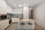 https://images.listonce.com.au/custom/160x/listings/21-cavalier-street-bentleigh-east-vic-3165/187/01106187_img_04.jpg?jIToVm9lRYs