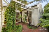https://images.listonce.com.au/custom/160x/listings/21-charles-street-brighton-east-vic-3187/566/01781566_img_14.jpg?T8L3rNnWiCo