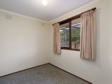 https://images.listonce.com.au/custom/160x/listings/21-churchill-drive-mooroolbark-vic-3138/494/01524494_img_09.jpg?1r7Bplg90FM