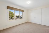 https://images.listonce.com.au/custom/160x/listings/21-cliff-street-rippleside-vic-3215/008/01605008_img_14.jpg?q6Q1u29ND-c