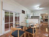 https://images.listonce.com.au/custom/160x/listings/21-collegian-avenue-strathmore-vic-3041/528/00847528_img_05.jpg?l0ETd5UFI5A