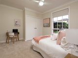 https://images.listonce.com.au/custom/160x/listings/21-collegian-avenue-strathmore-vic-3041/528/00847528_img_11.jpg?38uWeqcMf-0